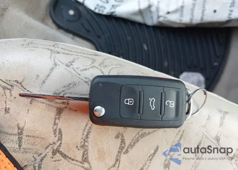 2013 Volkswagen Passat 2.0L Tdi Sel Premium from USA, damaged, VIN 1VWCN7A32DC109089